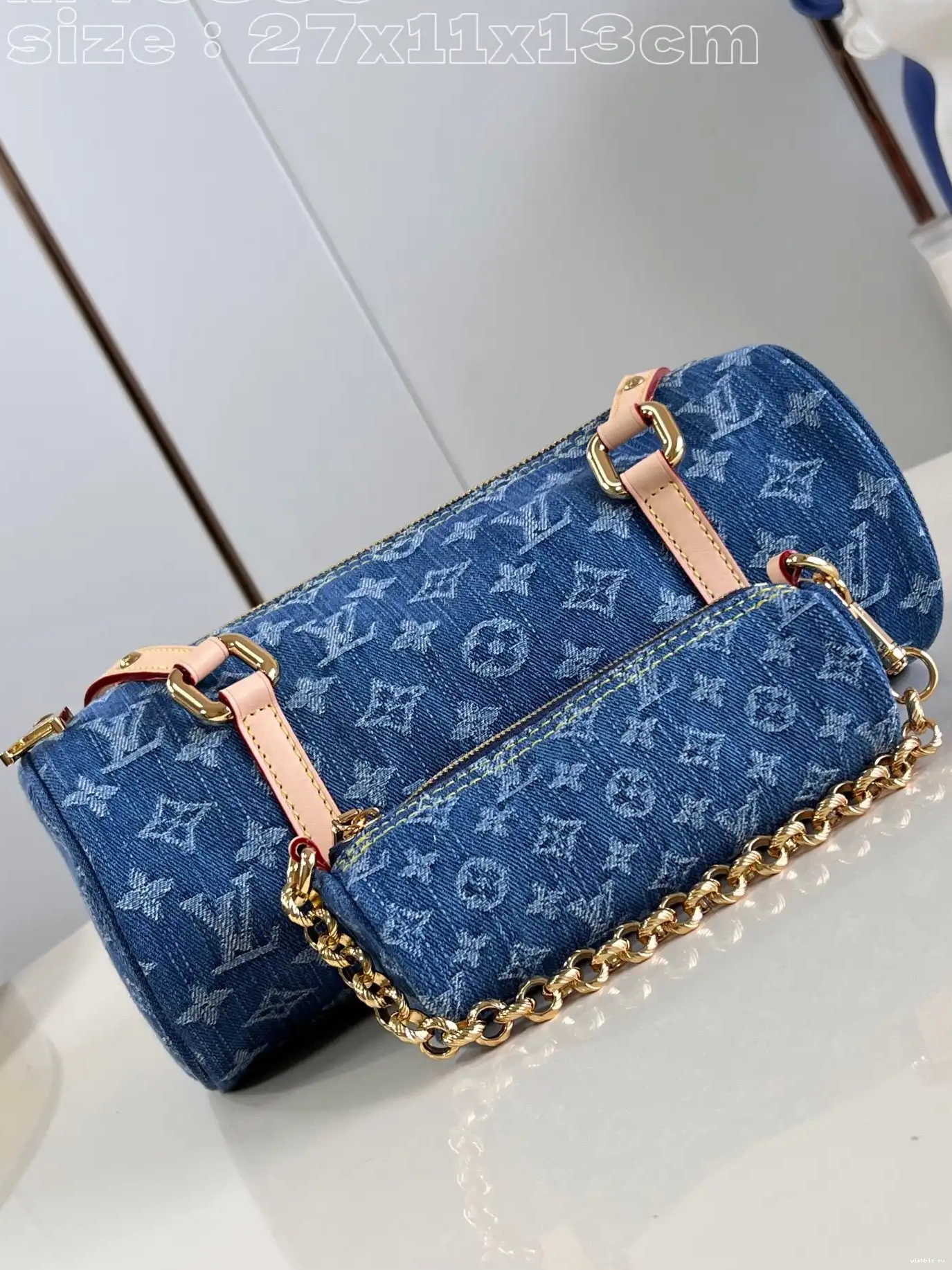 WIS VUITTON TRUNK LOUIS PAPILLON 0513